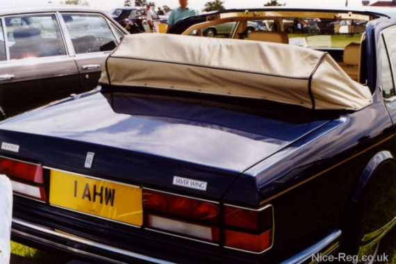 Rolls royce Silverwing Landaulette