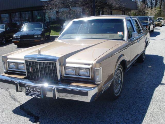 Lincoln Town Car 46I-A