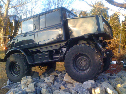 Mercedes-Benz Unimog 406