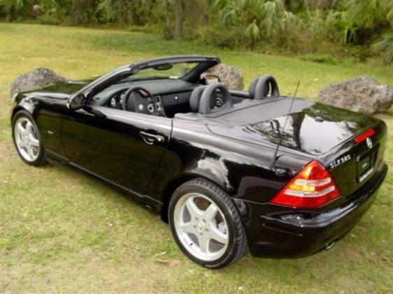 Mercedes-Benz SLK320