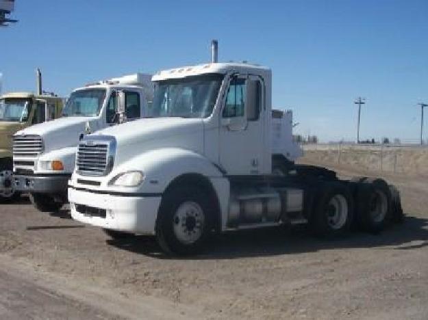 Freightliner CL120 Columbia