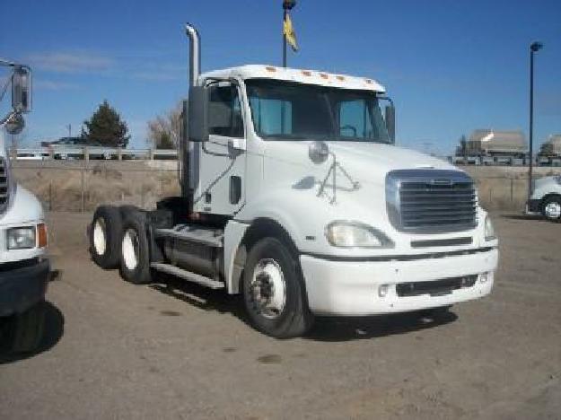 Freightliner CL120 Columbia