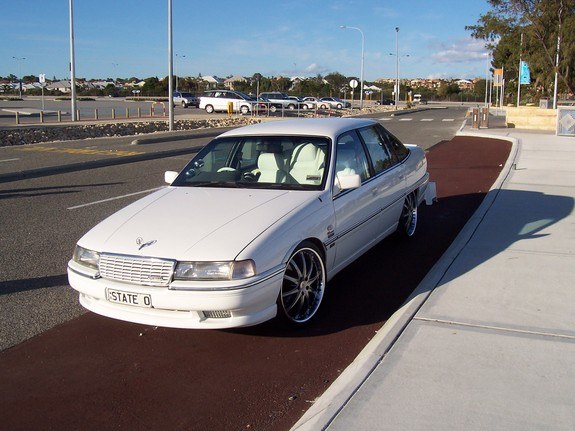 Holden Statesman 6LT V8 VE