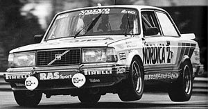 Volvo 145E Volvo 145E