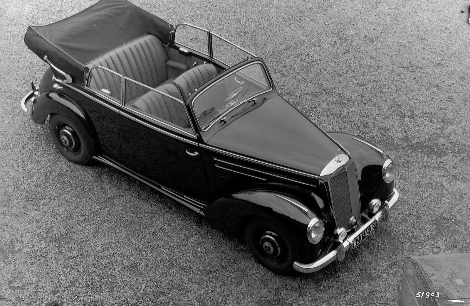 Mercedes-Benz 220 cabrio