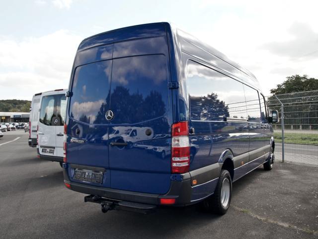 Mercedes-Benz Vario 818