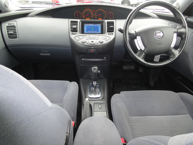 Nissan Primera 20 SX Hatch Nissan Primera 20 SX Hatch