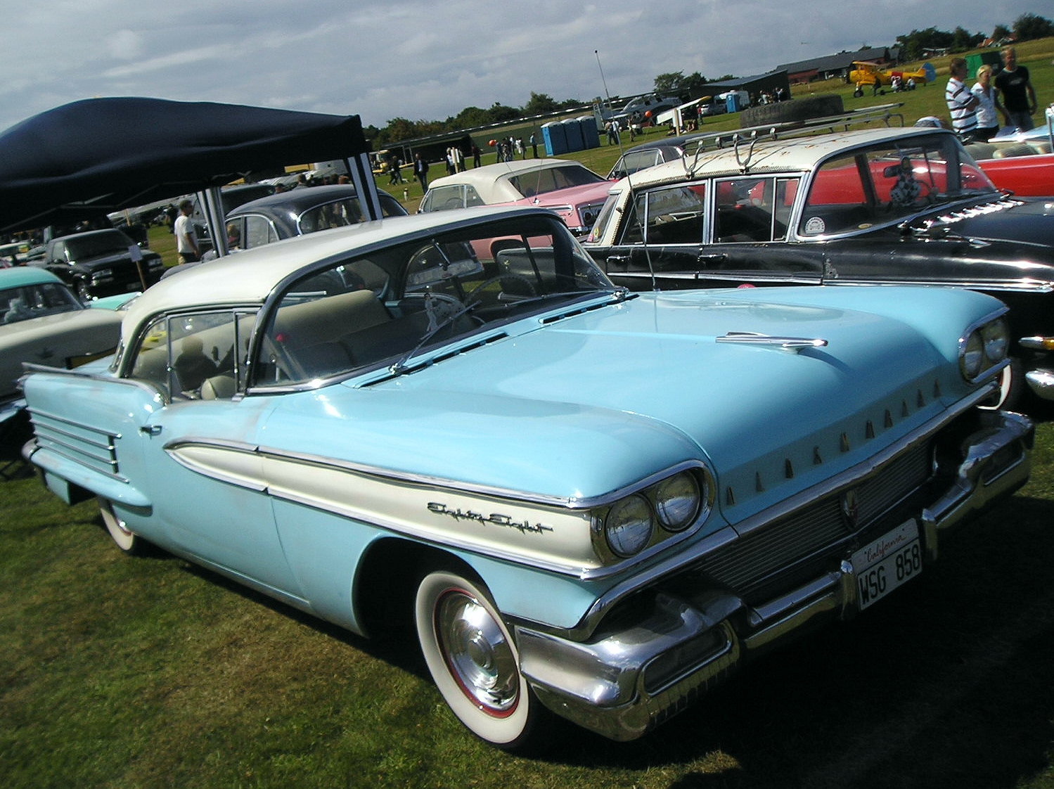 Oldsmobile Dynami 88 2dr HT