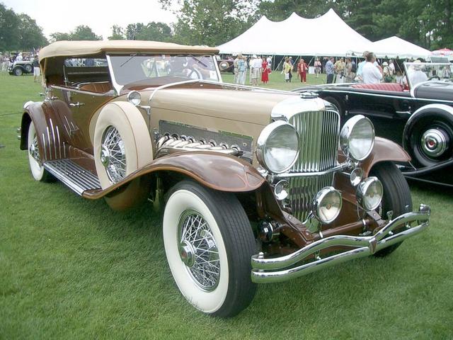 Duesenberg SJ Dual Cowl Phaeton by La Grande