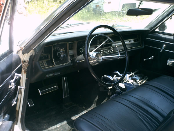 Dodge Monaco 2dr HT