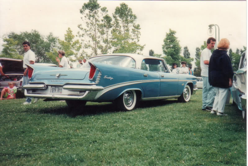 Chrysler Saratoga 4dr