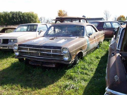Ford Fairlane 2dr HT