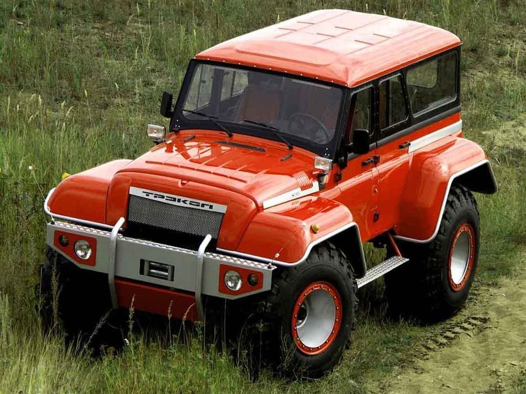 UAZ Trekol