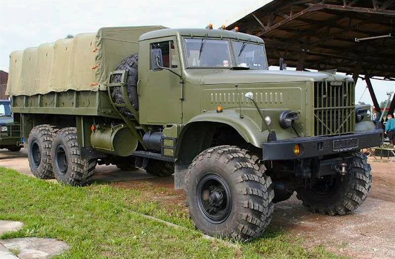 KRAZ 255B1