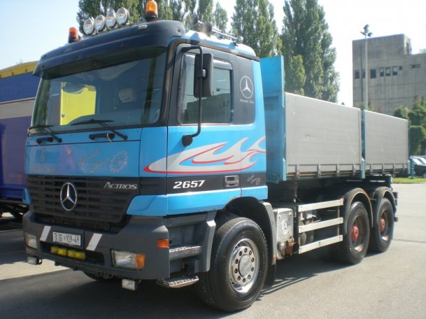 Mercedes-Benz Actros 2657