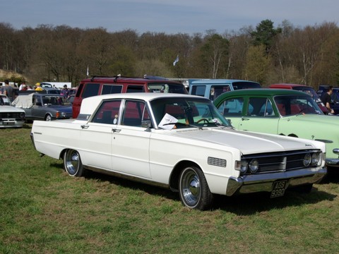 Mercury Monterey Custom Breezeway