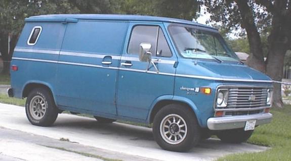 Chevrolet Sport Van 10