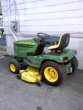 John Deere Tractormower