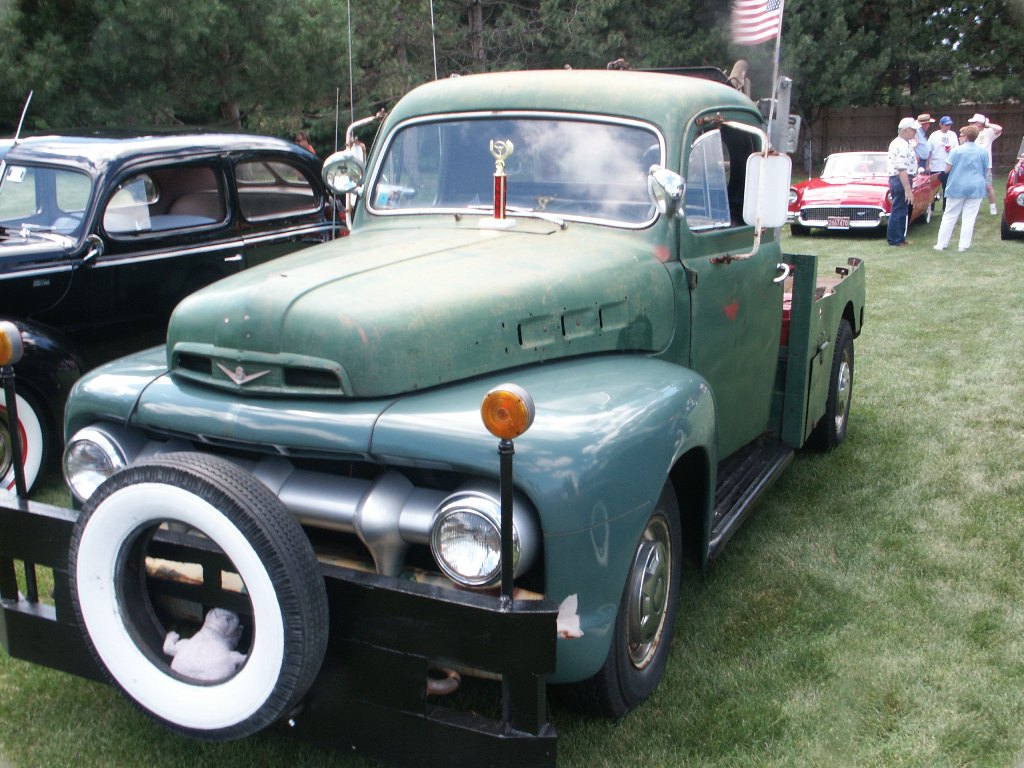 Ford F-2
