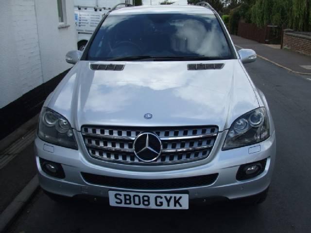 Mercedes-Benz ML320 CDi Edition 10