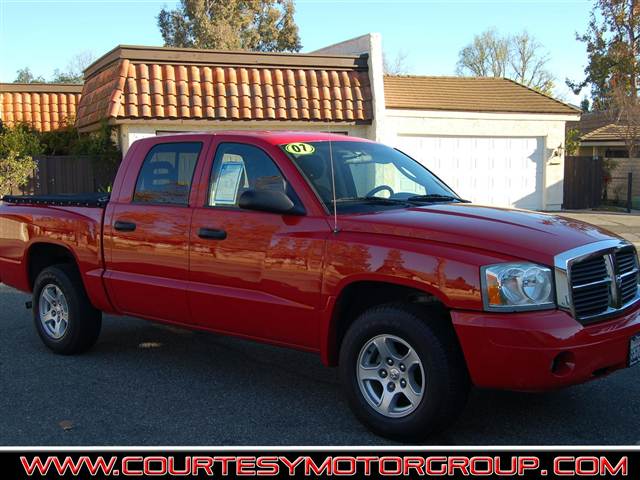 Dodge Dakota 37 SLT Quad Cab