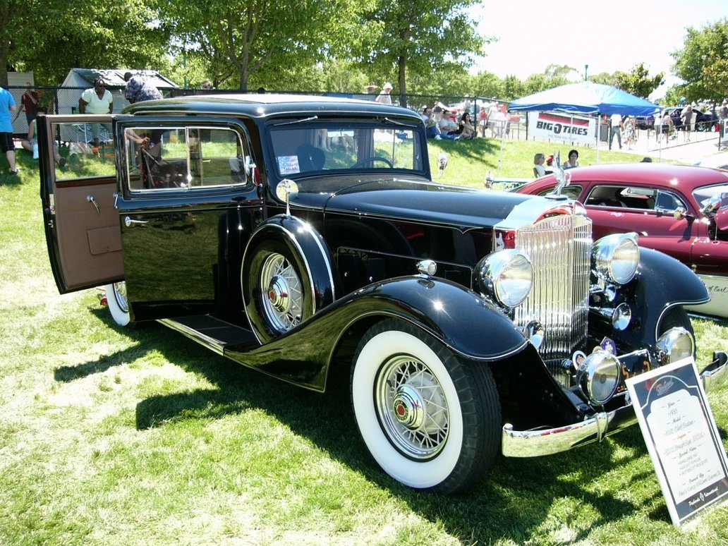 Packard 1002 Club Sedan