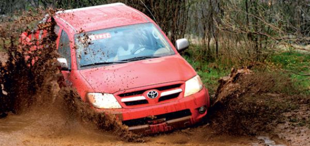 Toyota Hilux Double Cab 30 D-4D