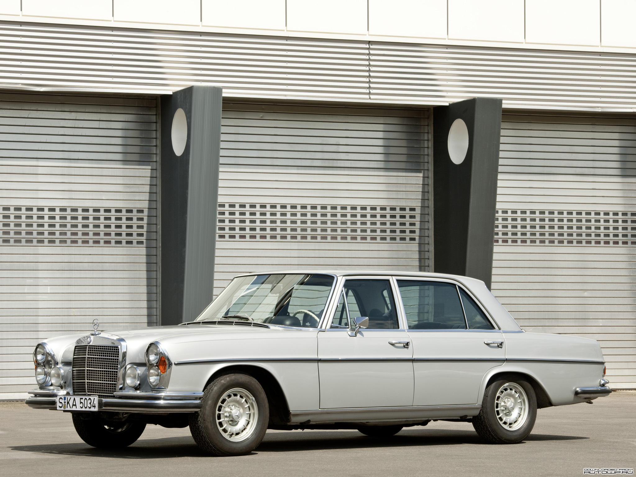 Mercedes-Benz 300SEL 63