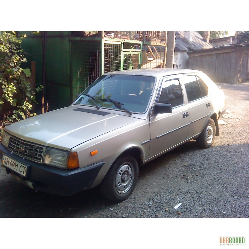 Volvo 360 GL Hatch