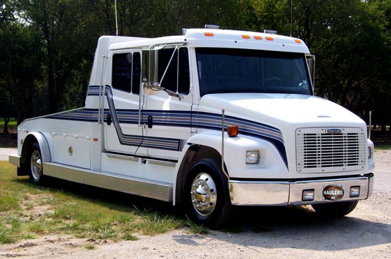 Freightliner FL60