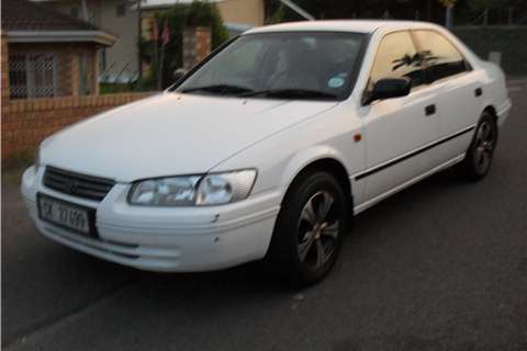 Toyota Camry 220 GL