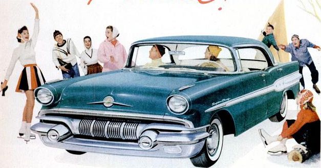 Pontiac Chieftain 4-dr Hardtop