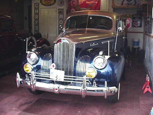 Packard 110 Special sedan