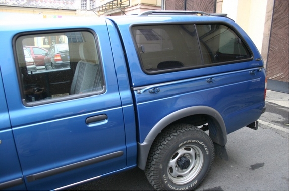 Mazda B-2500 Turbo 4x4 Crew Mazda B-2500 Turbo 4x4 Crew