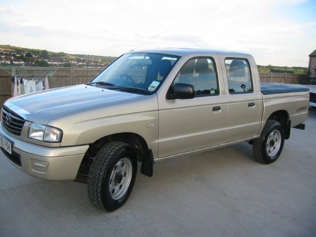 Mazda B-2500 Turbo 4x4 Crew