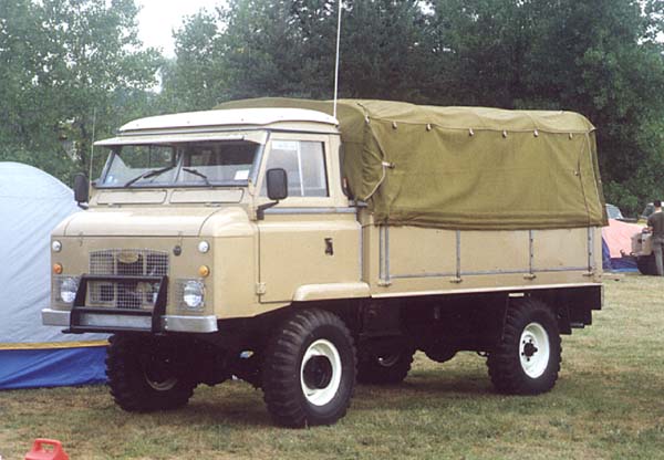 Land Rover Santana 1300