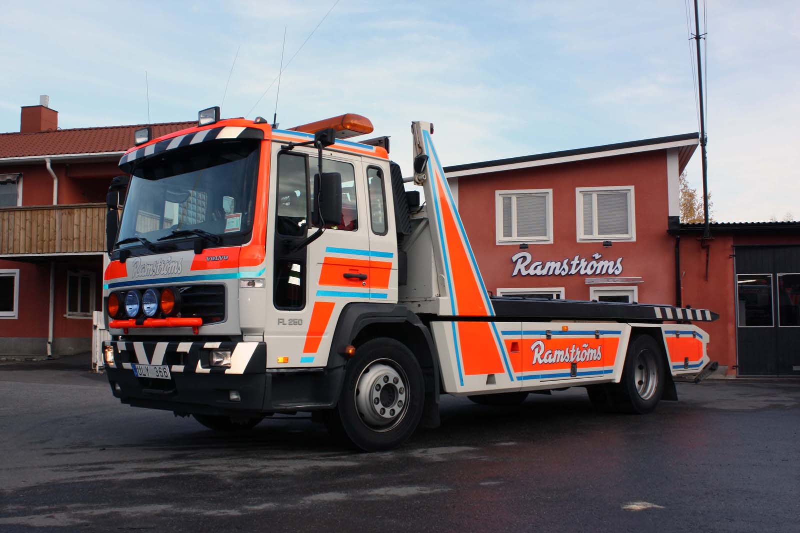 Volvo FL250