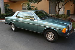 Mercedes-Benz 250 TD hearse