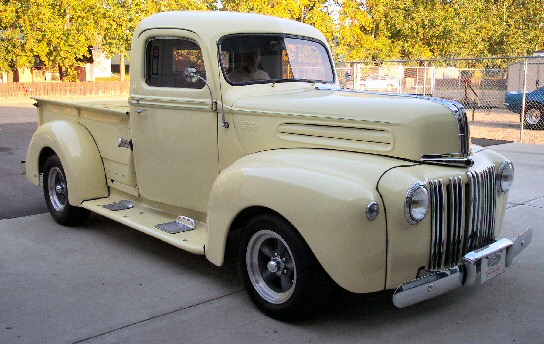 Ford Deluxe pickup