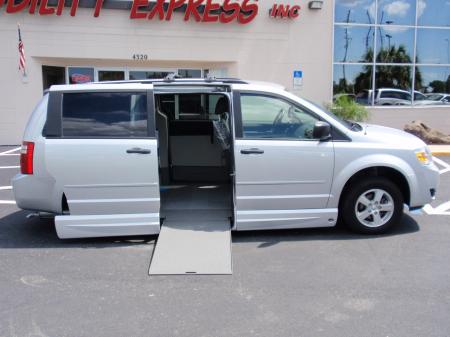 Dodge Grand Caravan SE