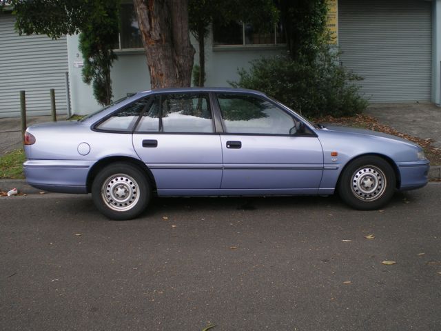 Holden Commodore Executive V6 VX