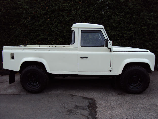 Land Rover Defender 25 TDi Pick Up