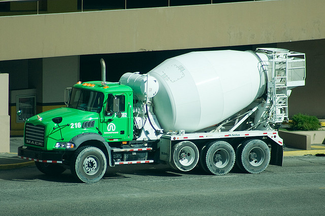 Mack GU803 Granite Axle-Back