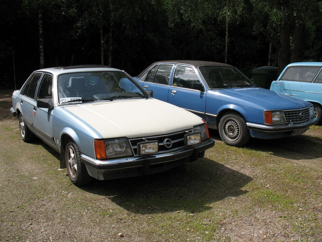 Opel Commodore 4dr