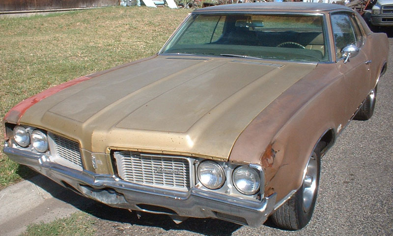 Oldsmobile Cutlass Supreme Holiday Oldsmobile Cutlass Supreme Holiday