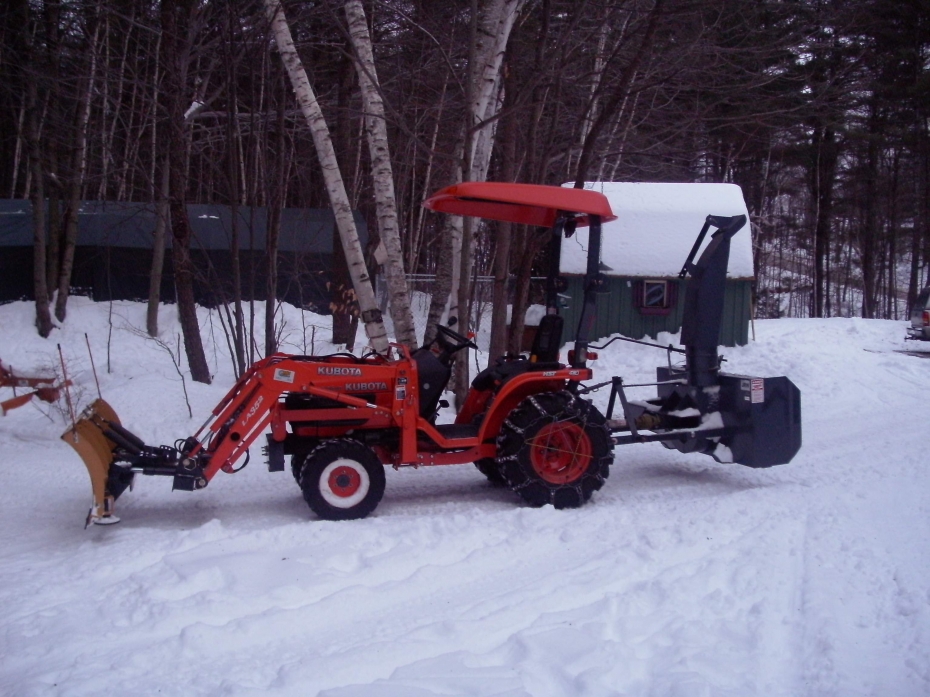 Kubota LA 402