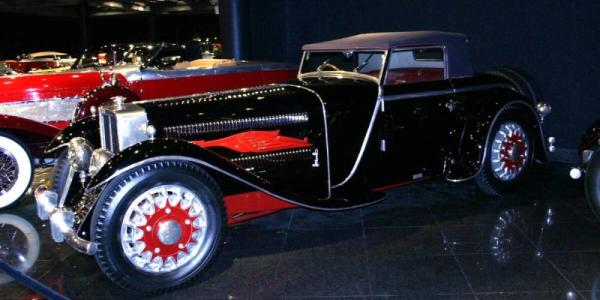 Bucciali TAV 8 Roadster