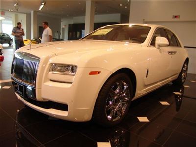 Rolls Royce 4 dr sedan