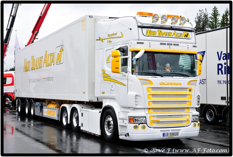 Scania R560