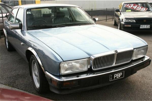 Jaguar Sovereign 32